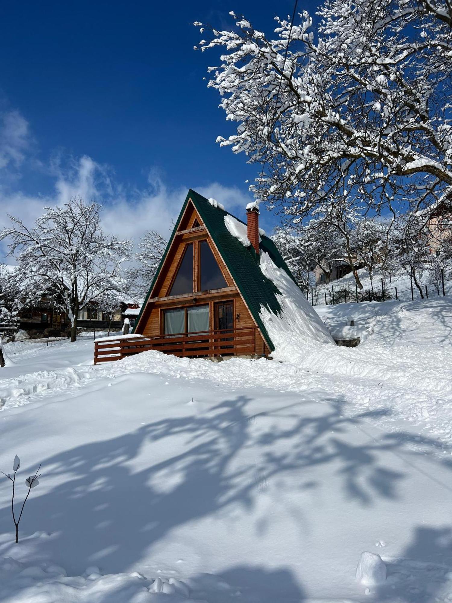 Rubicon Cabins Secaria Εξωτερικό φωτογραφία