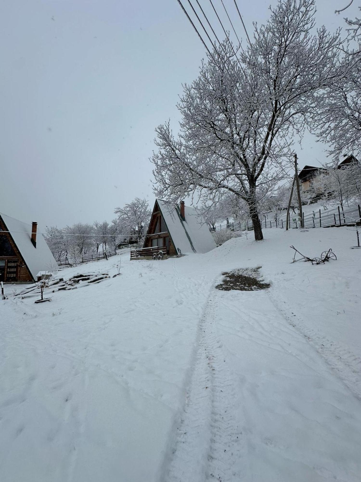 Rubicon Cabins Secaria Εξωτερικό φωτογραφία